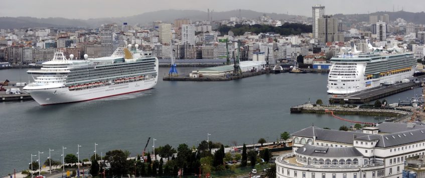 Record of Cruise arrivals at La Coruna during September